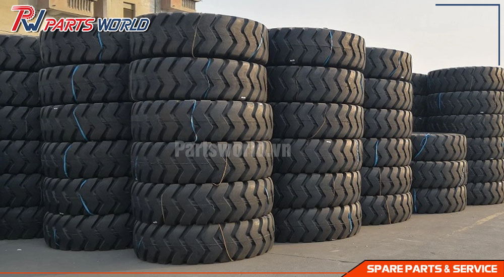 Lốp máy xúc đào, vỏ xe cuốc 32 Kho lốp xe máy xúc các loại