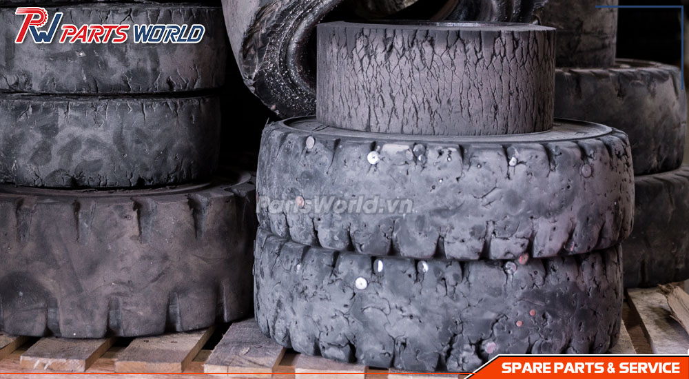 Vỏ Lốp Xe Nâng Cũ 23 Lốp đặc cũ xe nâng
