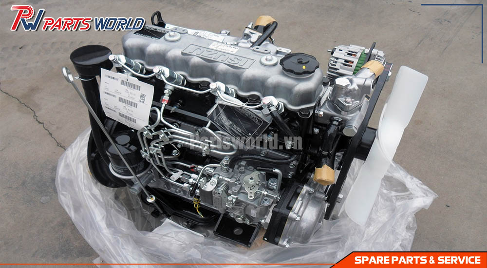 Mặt sau máy Isuzu C240